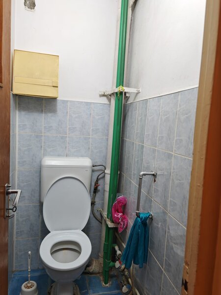 Drumul Taberei, metrou Romancierilor 1 minut,
